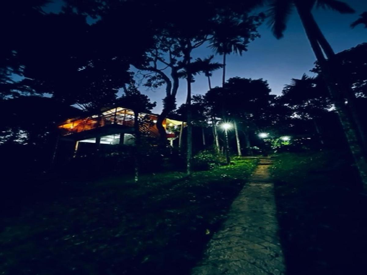 Kuruva Shoreline Wayanad Chegāt المظهر الخارجي الصورة
